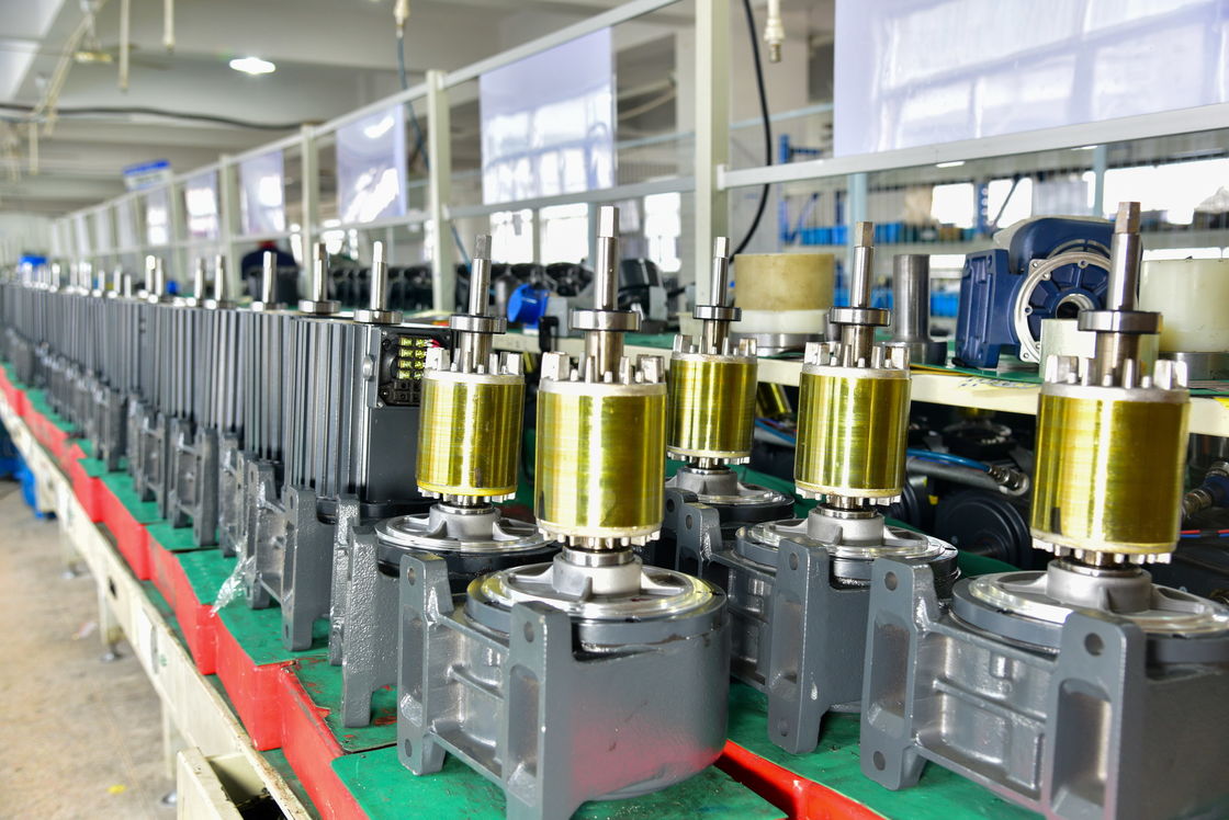 CV 1500W 2HP ACギヤ モーター32MMシャフトCH32-1500 CH CVの減力剤モーターによって3PHASE REDUCTORは電動機の変速機が自動車に乗る